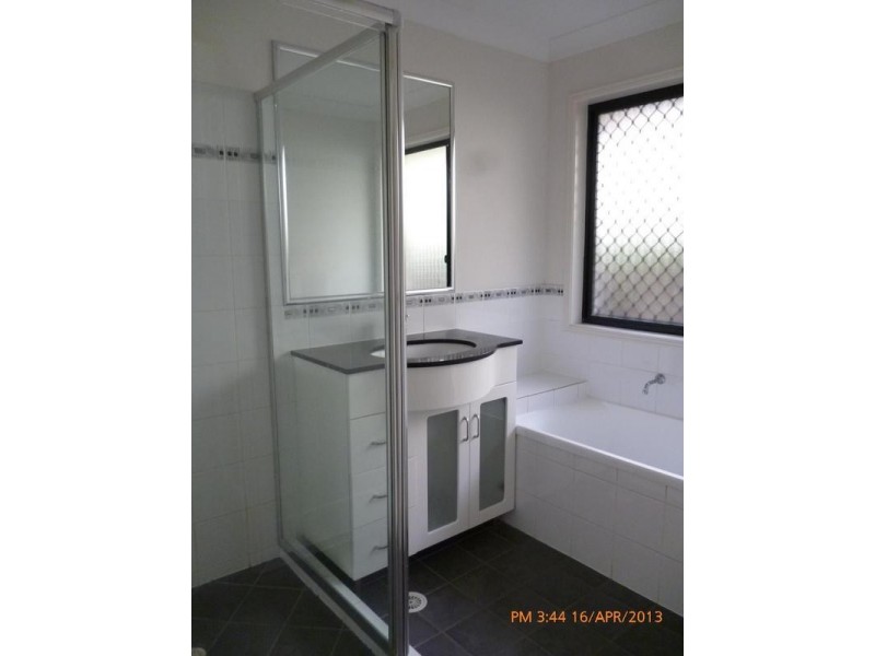 11 Sands Court,, Collingwood Park QLD 4301