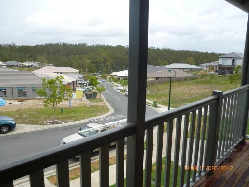 28 Laguna Crescent, Springfield Lakes QLD 4300