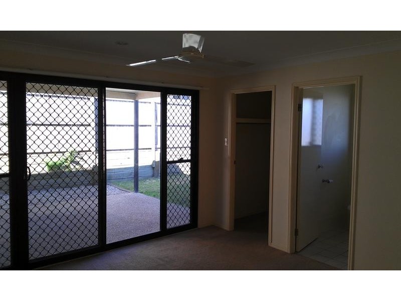 75 Opossum Circuit, Springfield Lakes QLD 4300