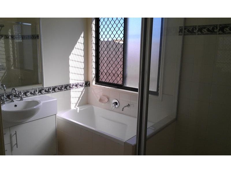75 Opossum Circuit, Springfield Lakes QLD 4300