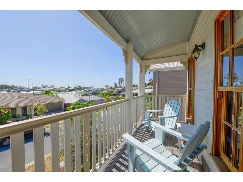 13 Hilltop Tce, Springfield Lakes QLD 4300