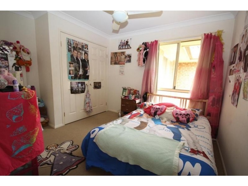 4 Pineview Place, Springfield QLD 4300