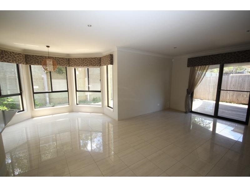 61 Juniper Street, Heathwood QLD 4110