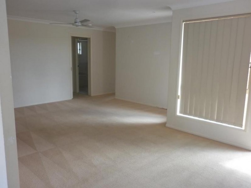12 Glenhurst Ct, Springfield QLD 4300