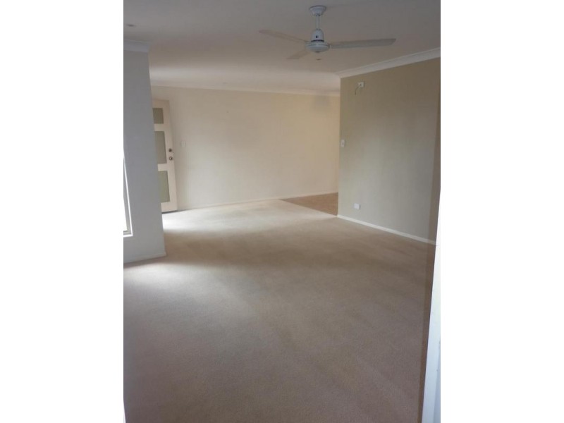12 Glenhurst Ct, Springfield QLD 4300