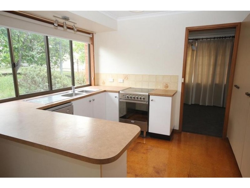 10 Bailey Street, Collingwood Park QLD 4301