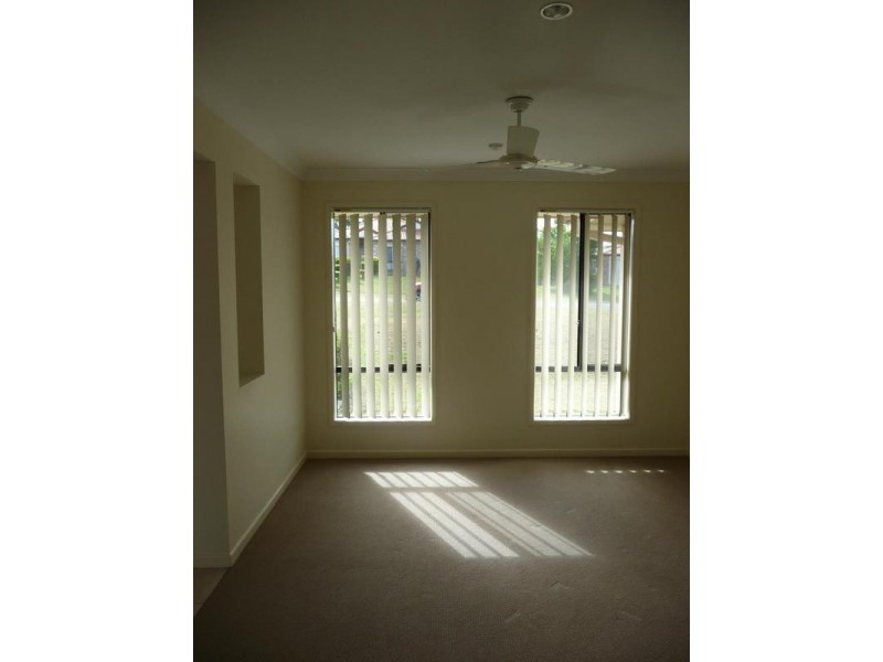 7 Beazley Court, Collingwood Park QLD 4301