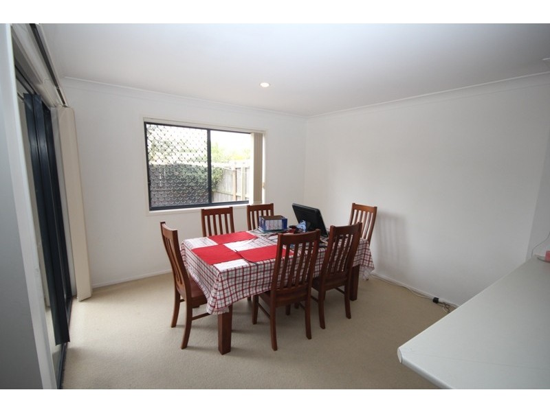 8/26 Commercial Drive, Springfield QLD 4300