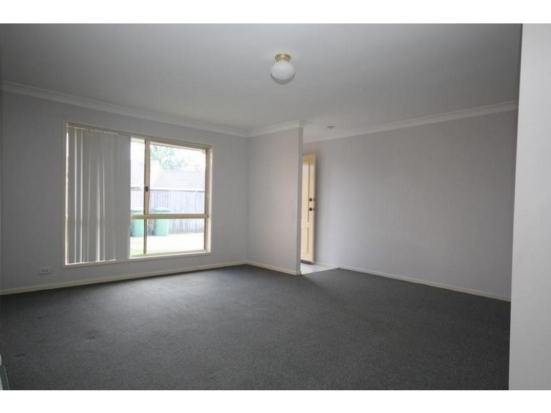 1/8 Cathryn Court,, Collingwood Park QLD 4301