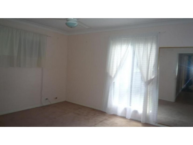 2 Manning Court, Collingwood Park QLD 4301