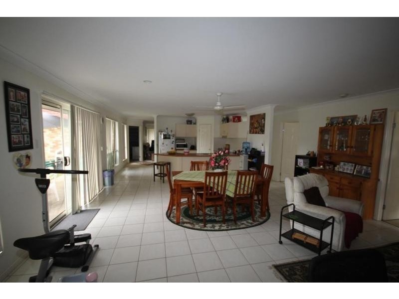 1 Haimes Court, Collingwood Park QLD 4301