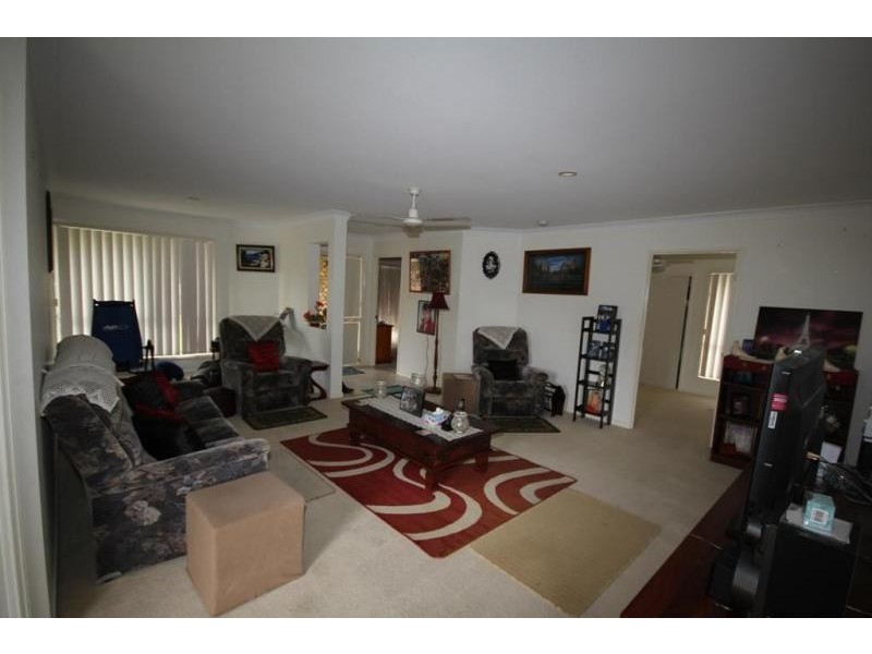 1 Haimes Court, Collingwood Park QLD 4301