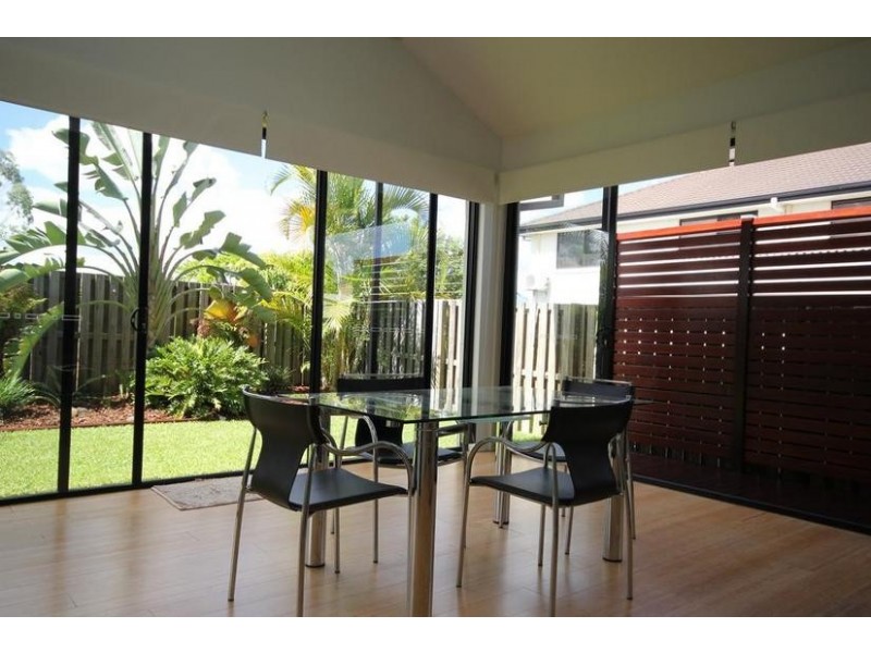 3 Viewpoint Drive, Springfield Lakes QLD 4300