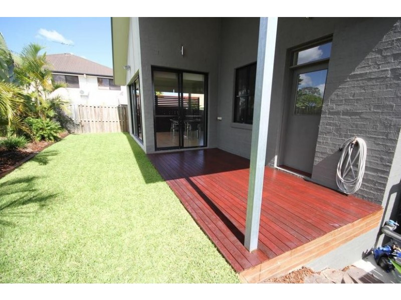 3 Viewpoint Drive, Springfield Lakes QLD 4300