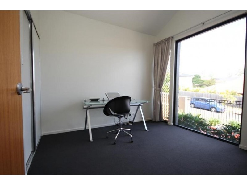 3 Viewpoint Drive, Springfield Lakes QLD 4300