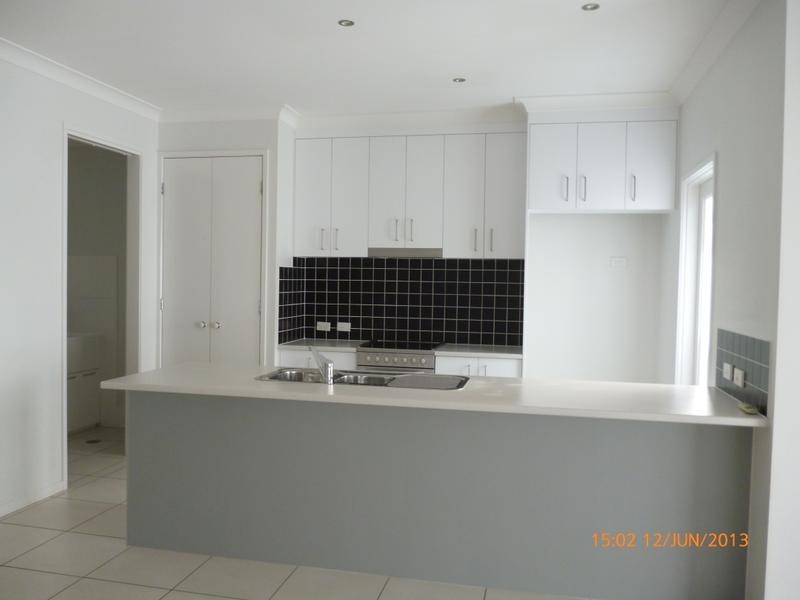 31 The Promenade, Springfield Lakes QLD 4300