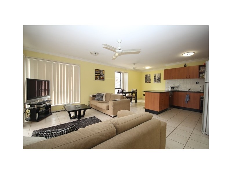 23 Sutherland Crescent, Goodna QLD 4300