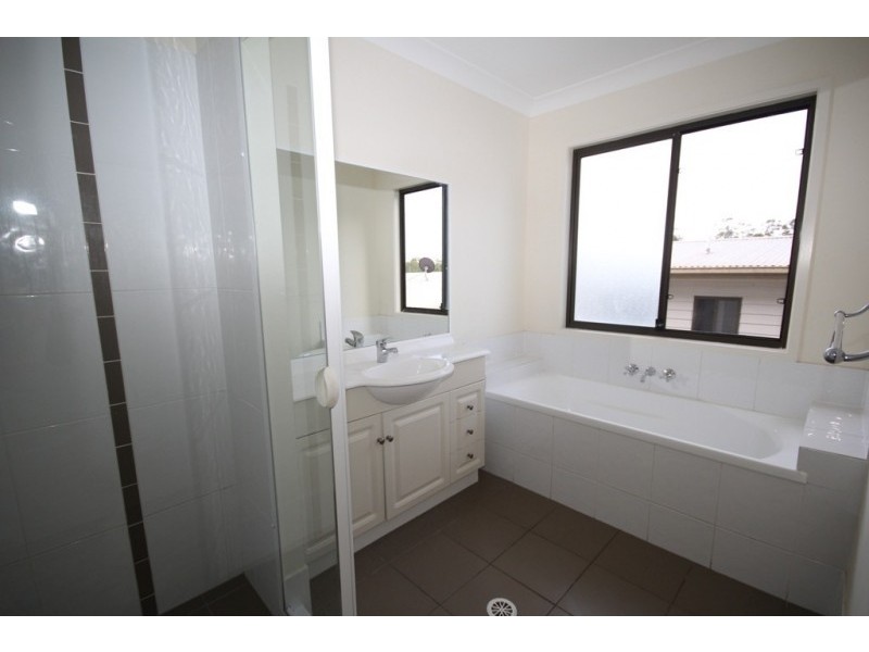 10 Heathwood Place, Collingwood Park QLD 4301