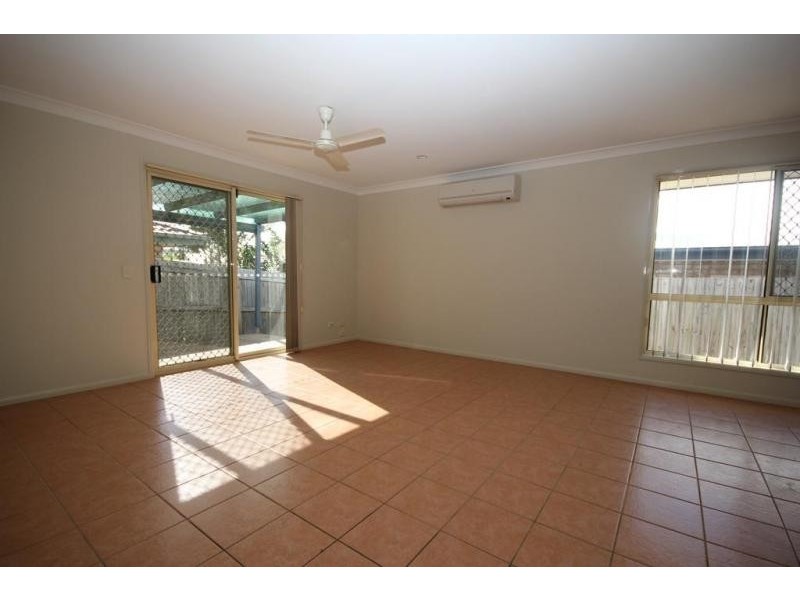 9 Mannix Place, Forest Lake QLD 4078