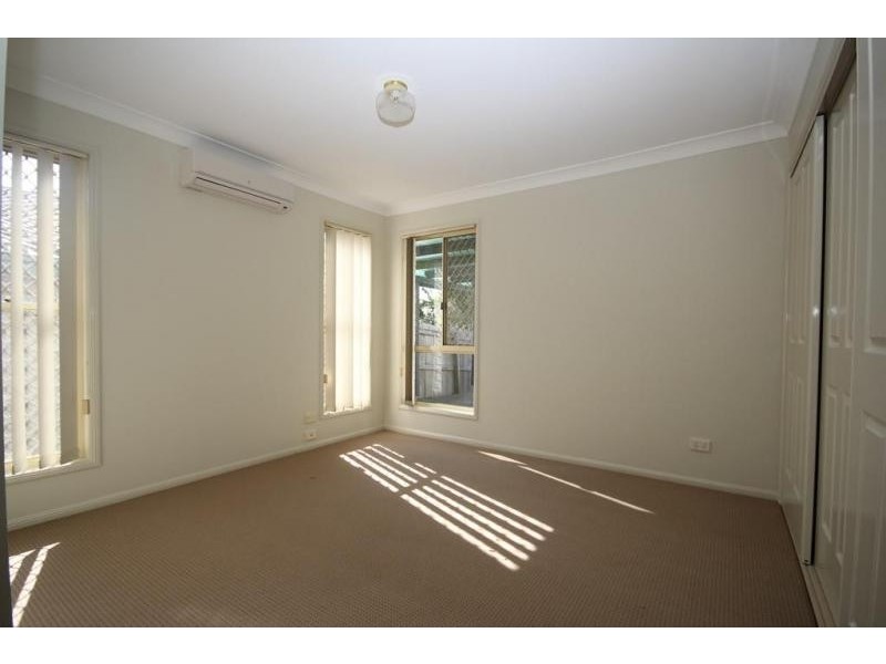 9 Mannix Place, Forest Lake QLD 4078