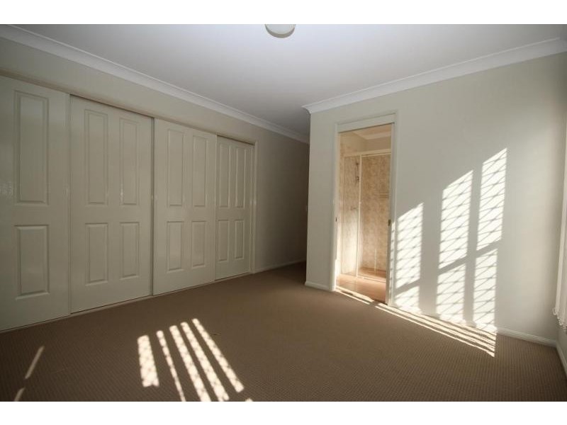 9 Mannix Place, Forest Lake QLD 4078