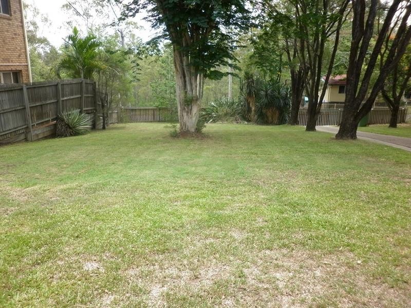 12 Spencer Street, Redbank QLD 4301