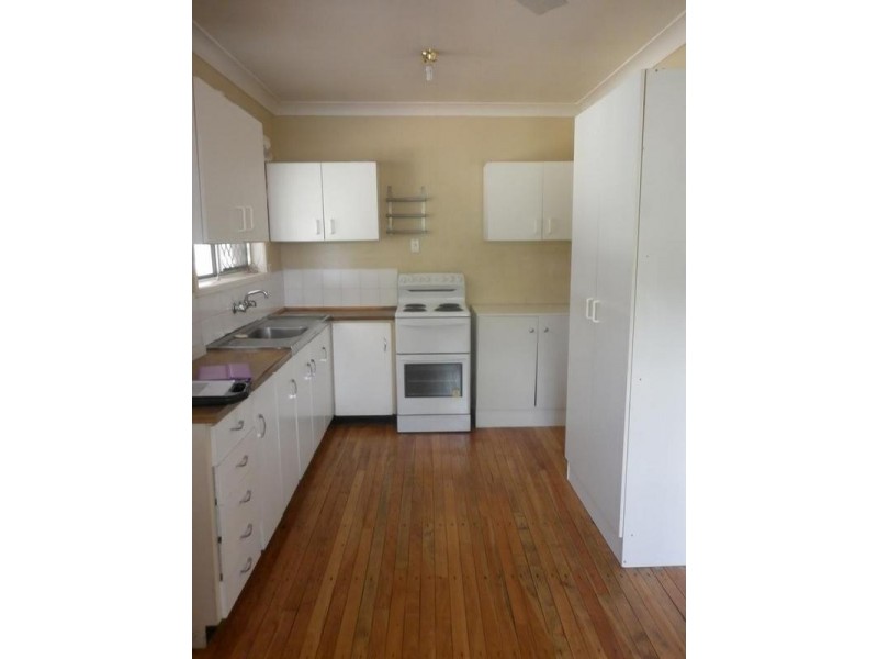 12 Spencer Street, Redbank QLD 4301