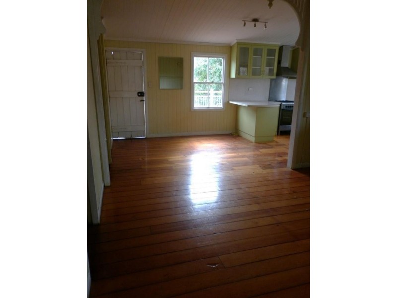 52 Brisbane Road, Redbank QLD 4301