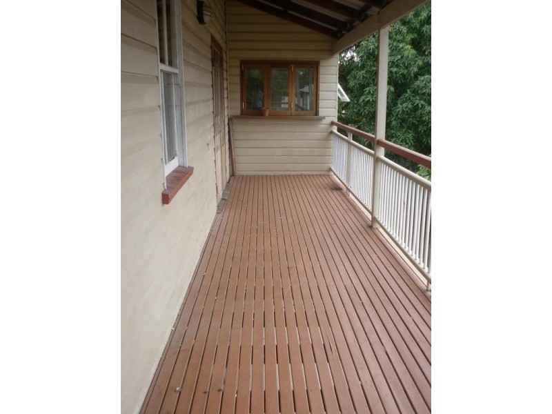 52 Brisbane Road, Redbank QLD 4301