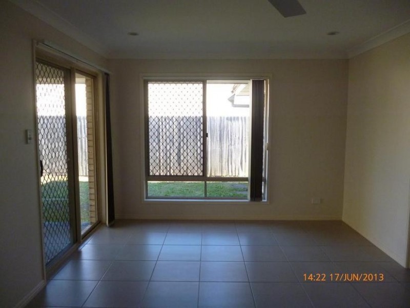 5 Epping Lane, Springfield Lakes QLD 4300