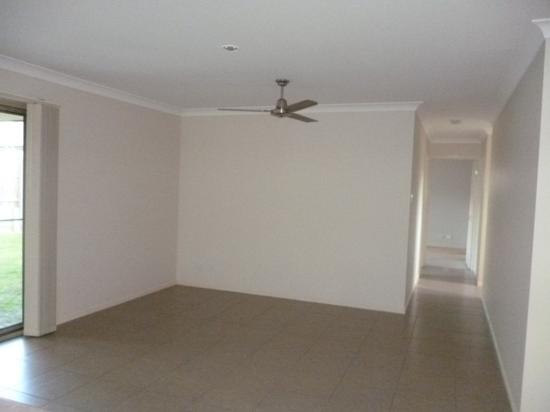 48 Knight Street, Redbank Plains QLD 4301