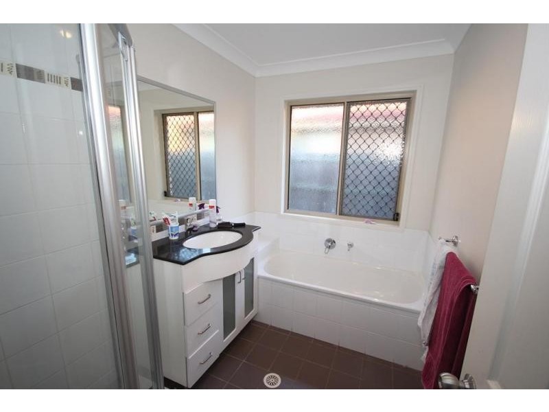 22 Macswiney Street, Collingwood Park QLD 4301