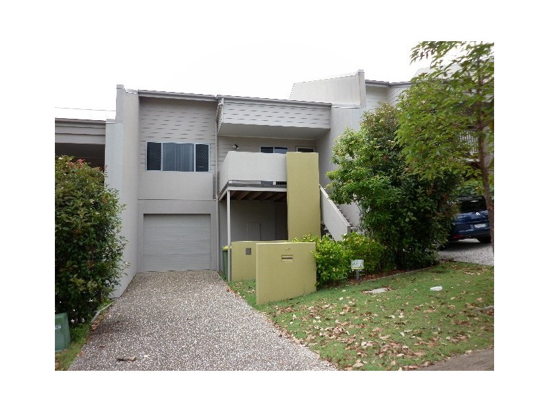 13 Creekside Drive, Springfield Lakes QLD 4300