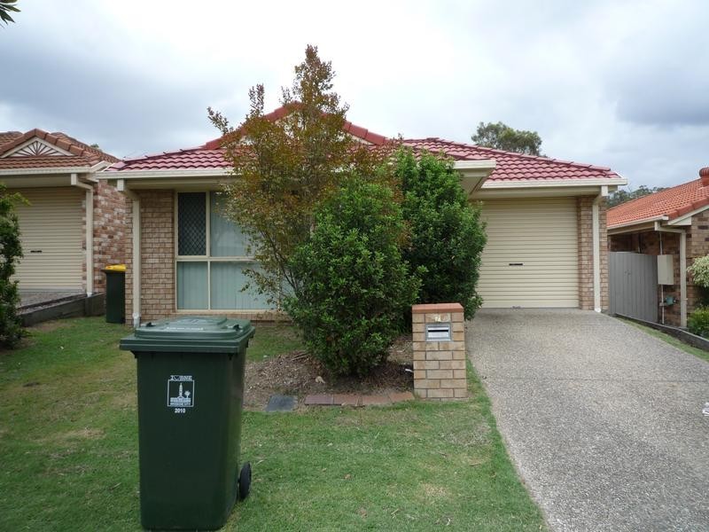 7 Merganser Place, Forest Lake QLD 4078