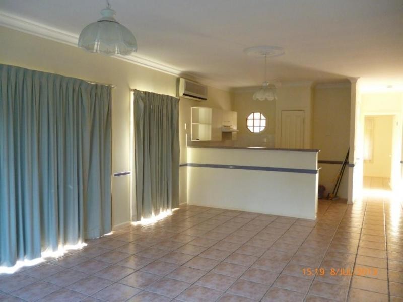 8 Ripponlea Court, Forest Lake QLD 4078