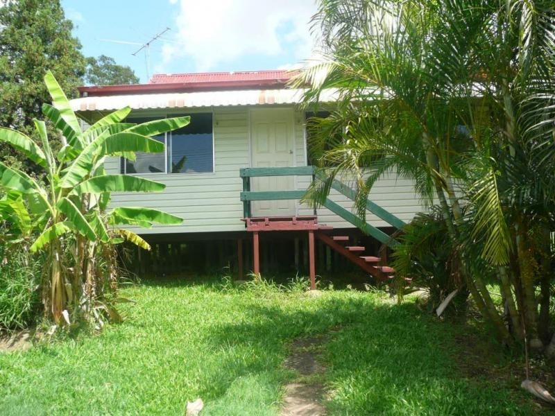 29 Law Street, Redbank QLD 4301