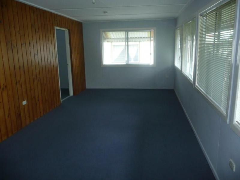 29 Law Street, Redbank QLD 4301
