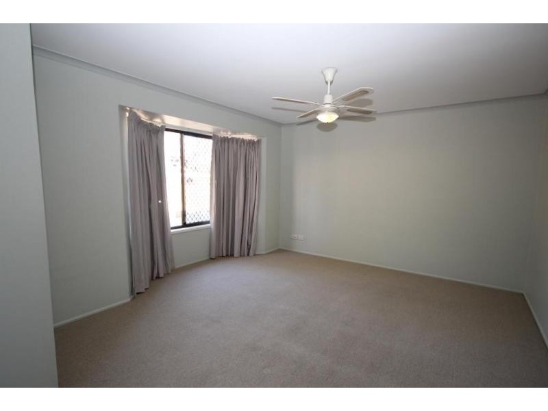 2 Fisher Street, Collingwood Park QLD 4301