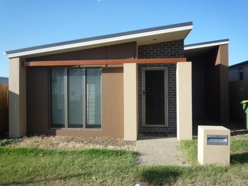 15 Glorious Promenade, Redbank Plains QLD 4301