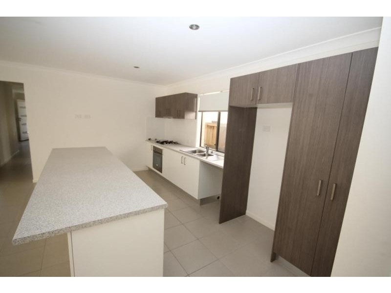 15 Glorious Promenade, Redbank Plains QLD 4301