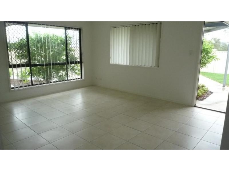1/25 Darzee Street, Brassall QLD 4305