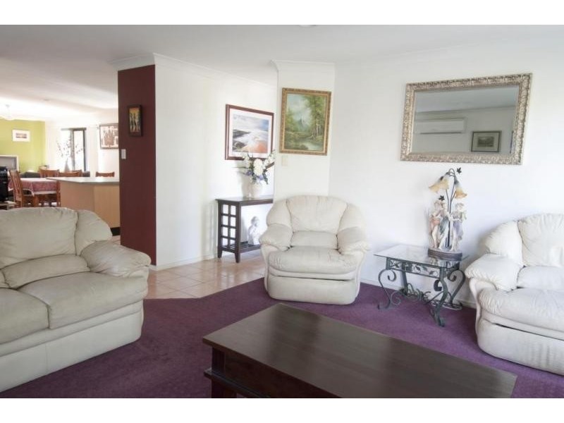 35 Viewpoint Drive, Springfield Lakes QLD 4300