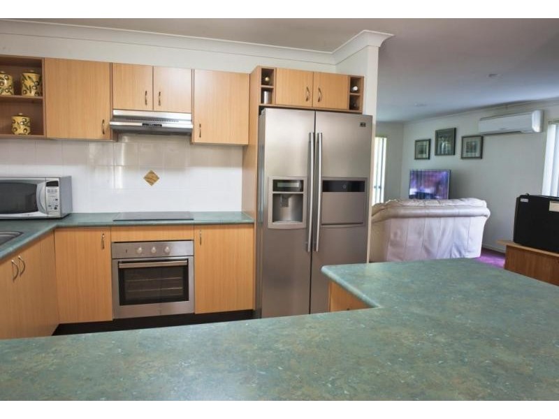 35 Viewpoint Drive, Springfield Lakes QLD 4300