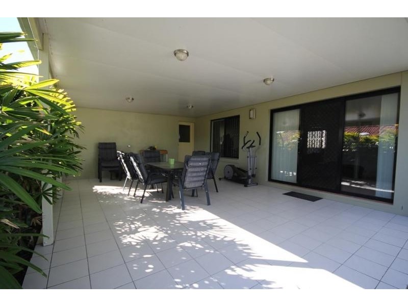 35 Viewpoint Drive, Springfield Lakes QLD 4300