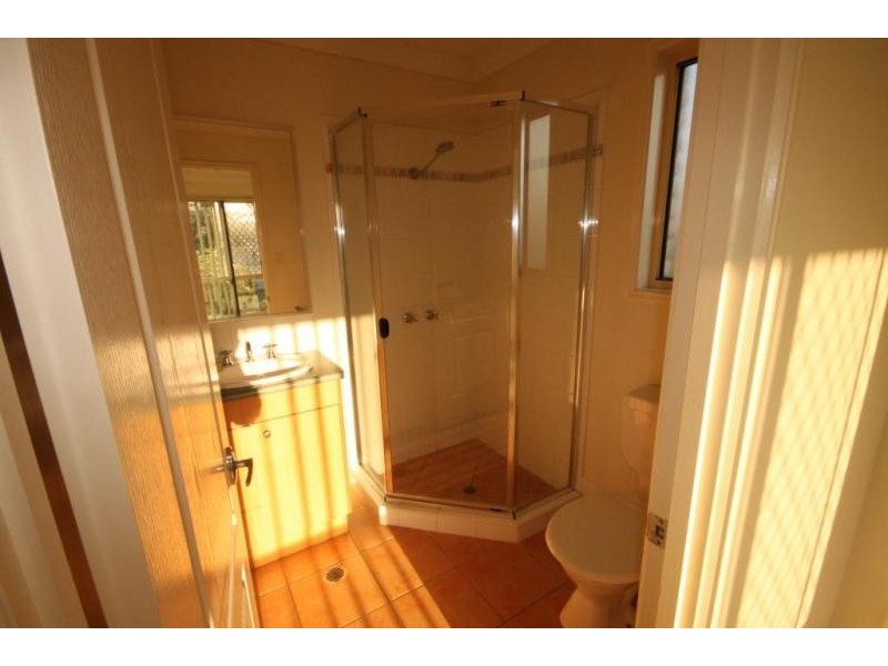 9 Rae Close, Camira QLD 4300