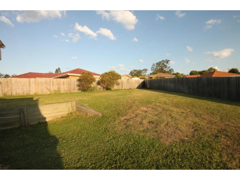 9 Rae Close, Camira QLD 4300