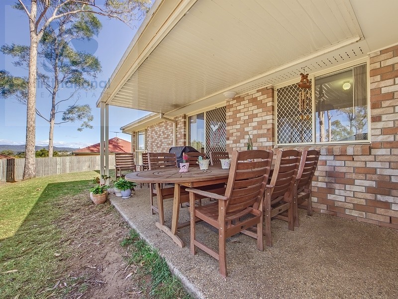 16 Emma Place, Springfield Lakes QLD 4300