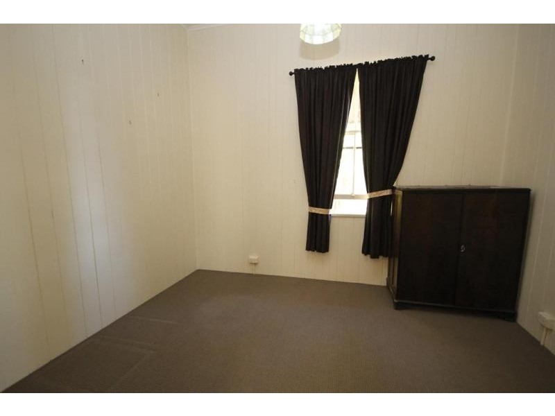 79 Brisbane Road, Redbank QLD 4301