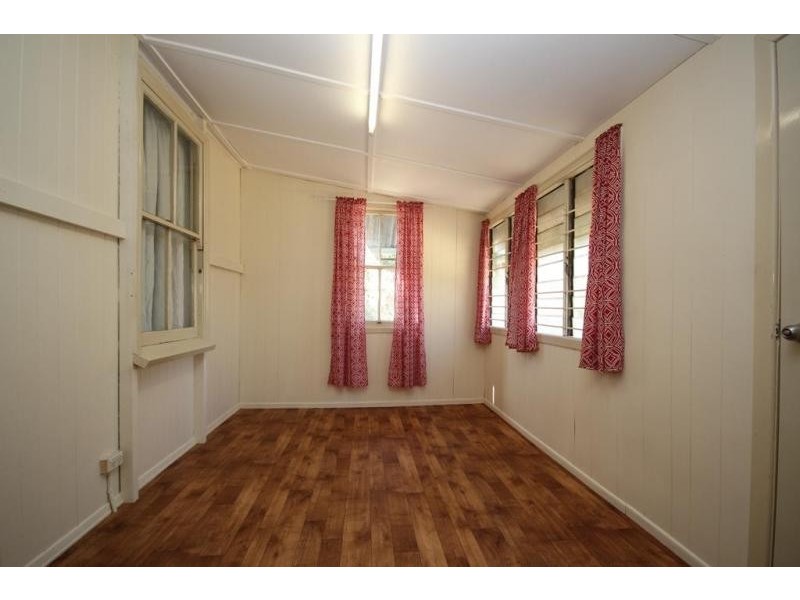 79 Brisbane Road, Redbank QLD 4301