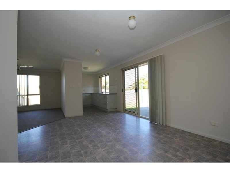 33 Highridge Road, Springfield QLD 4300